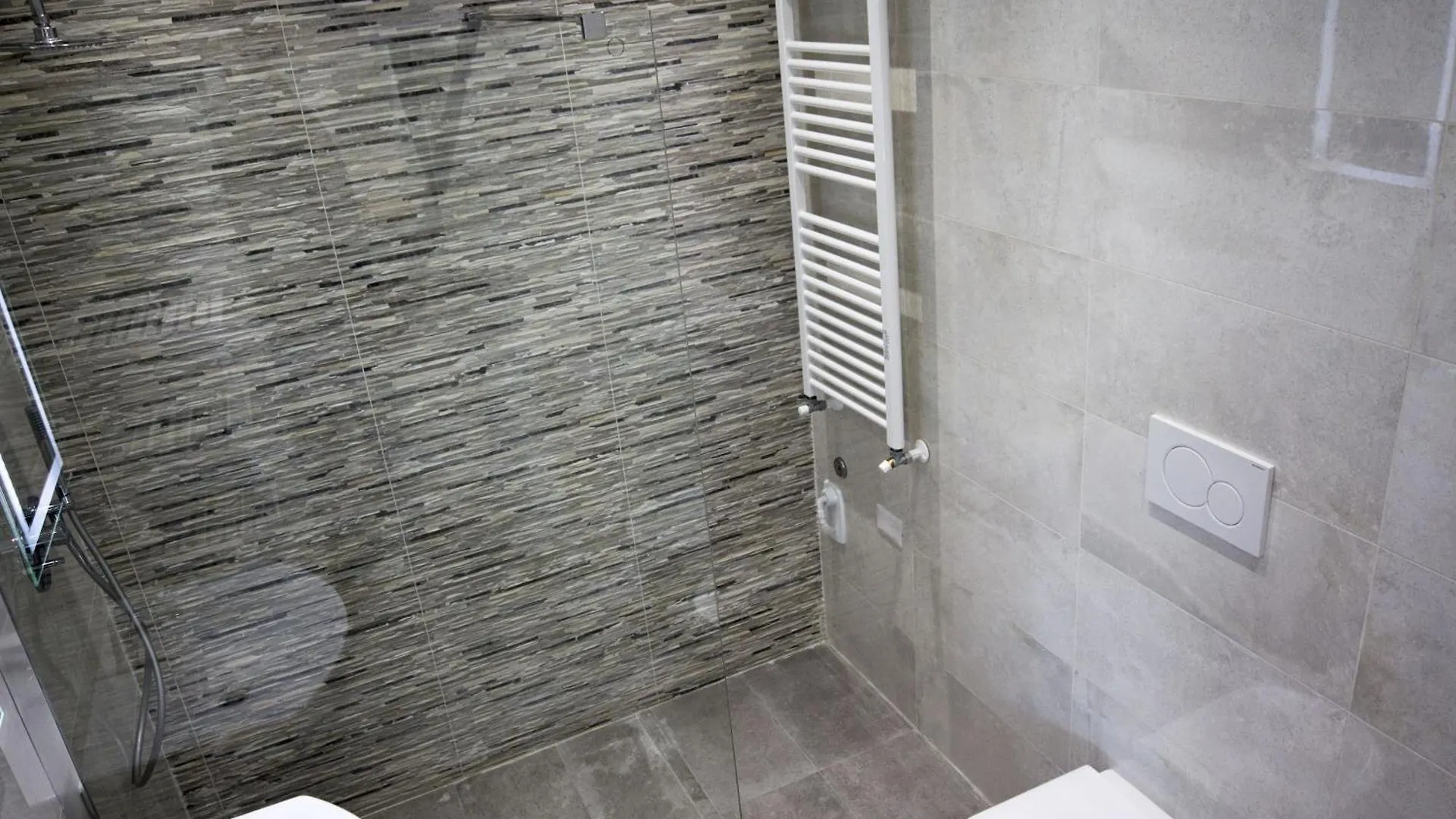 Apartamento Rosa'S House Rome Airport Fiumicino Italia